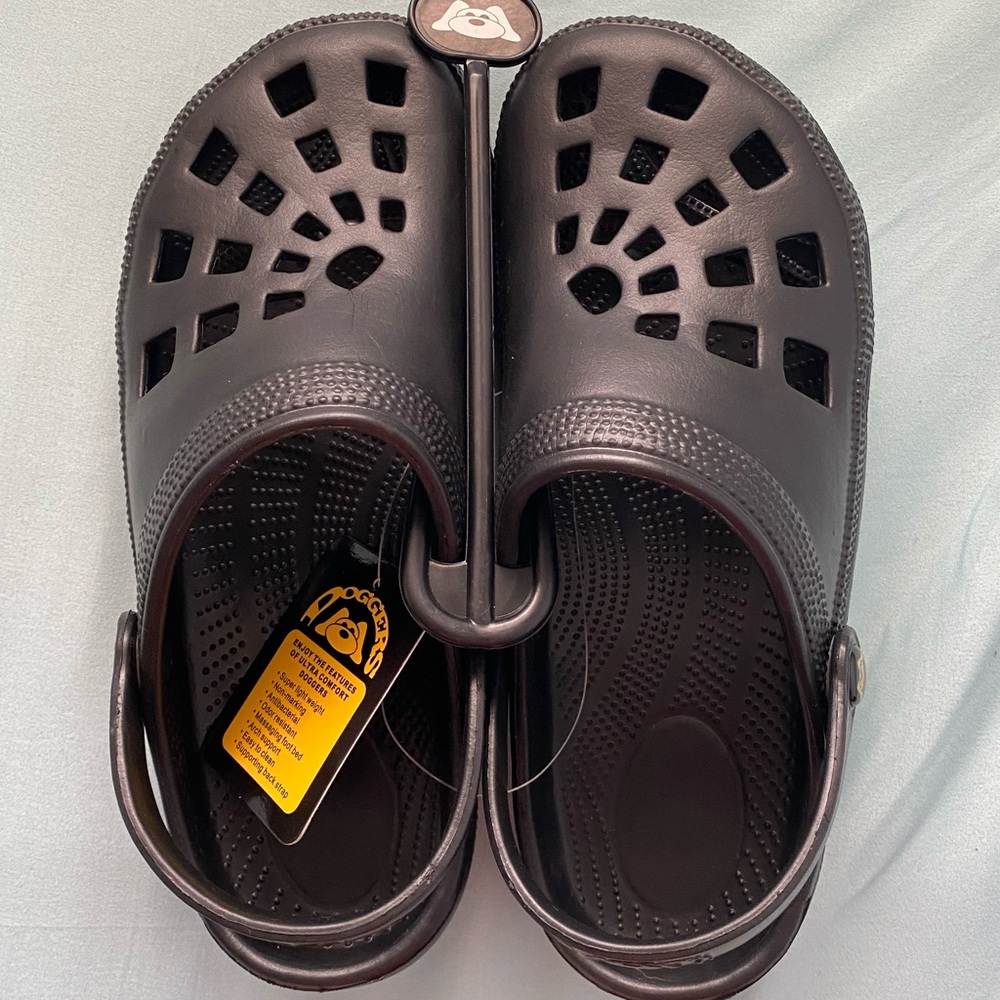 Doggers brand slip on rubber clogs
